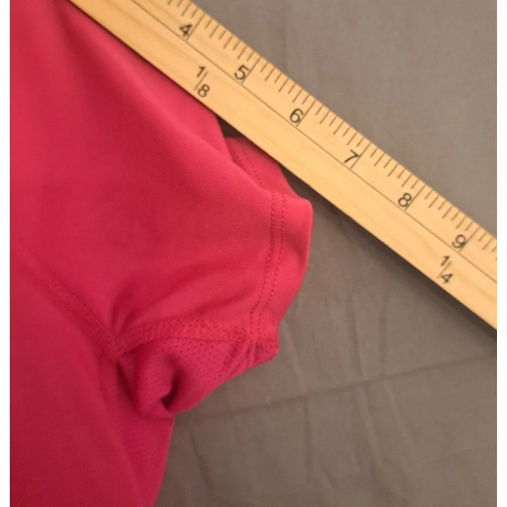 Nike Dri-Fit Vented‎ Short Sleeve T-Shirt Women's Size Medium Pink